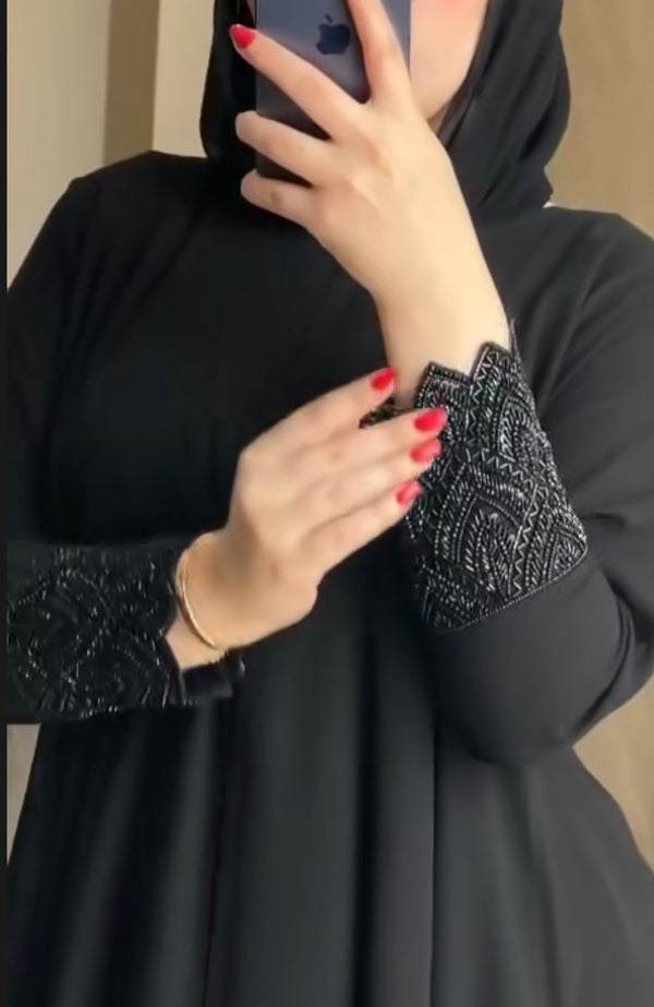 CLASSY HANIYA