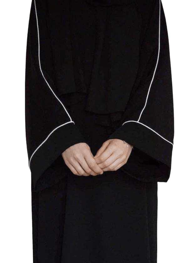 ELEGANT BLACK