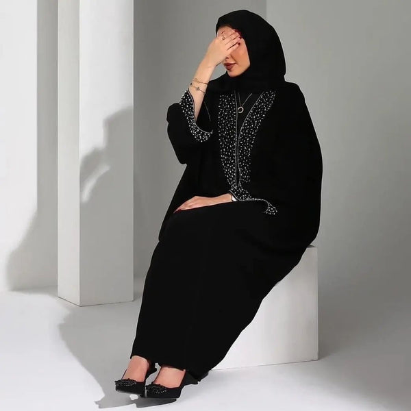 Black Abaya Kimono With Hijab – Modern Modesty with Timeless Elegance-Style it your way—open, belted, or layered.