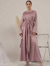 NAIRA PINK