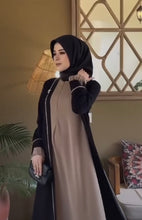 Timeless Black Abaya – Global Elegance for the Modern Modest Woman