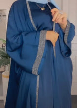 ROYAL BLUE