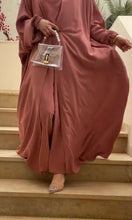 Rose Veil – Dust Pink Abaya for Everyday Elegance -Abaya with hijab