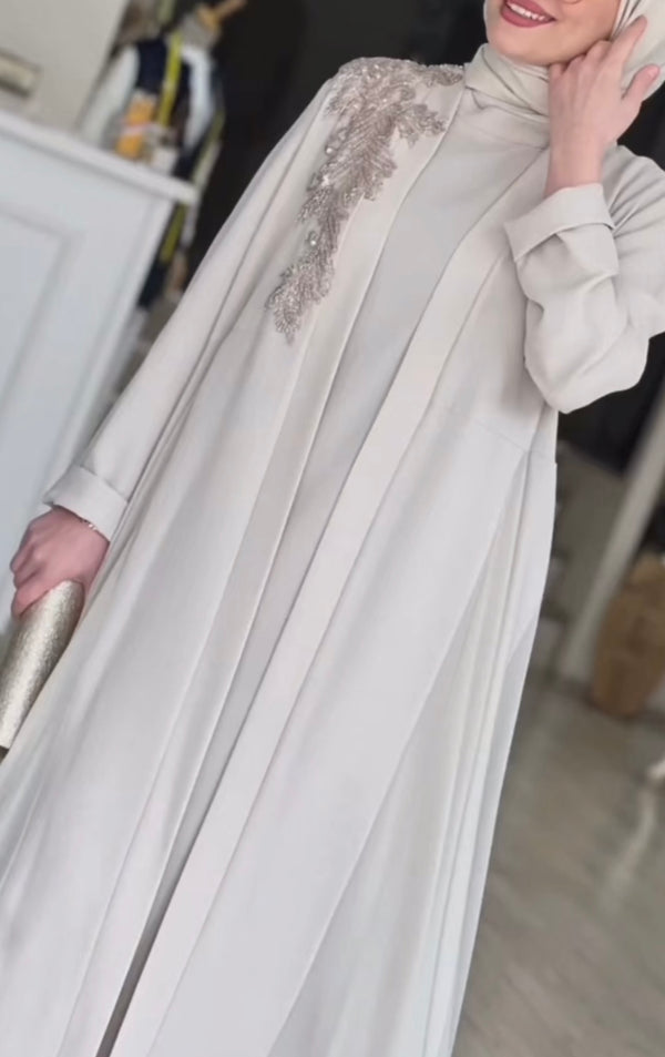 Beige Embroidered Abaya – Elegant Modest Wear with Detailed Craftsmanship