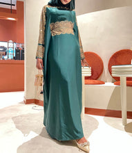 Buy Green Abaya Online | Elegant Emerald Abaya for Women – Abaya-online.com
