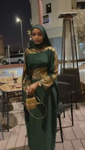 Emerald Serenity – Flowy Green Abaya for Modern Elegance
