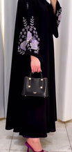 Customized Black & Lavender Abaya | Elegant Modestwear – Abaya-online.com